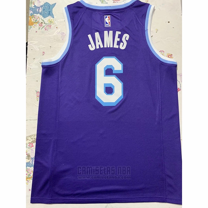 Camiseta Los Angeles Lakers LeBron James #6 Ciudad 2021-22 Violeta